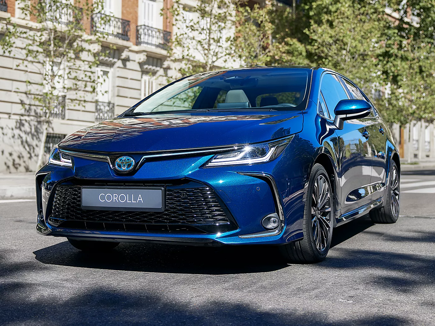 Oferta Toyota Corolla Sedan Hybrid